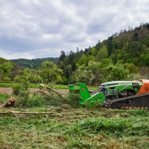 greenclimber svahova kosačka vyrub drevin